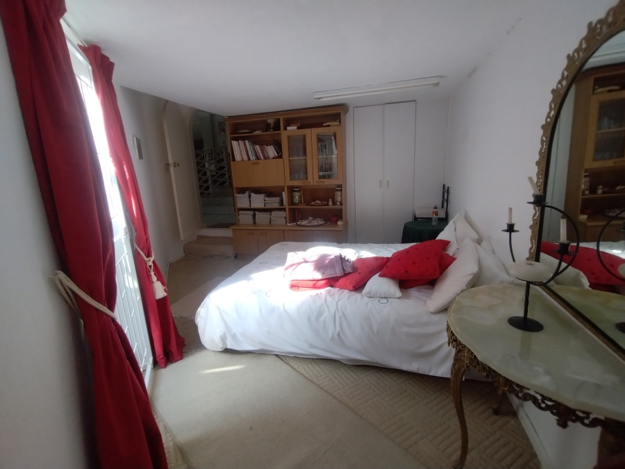 4 Bedroom Property for Sale in Wavecrest Eastern Cape